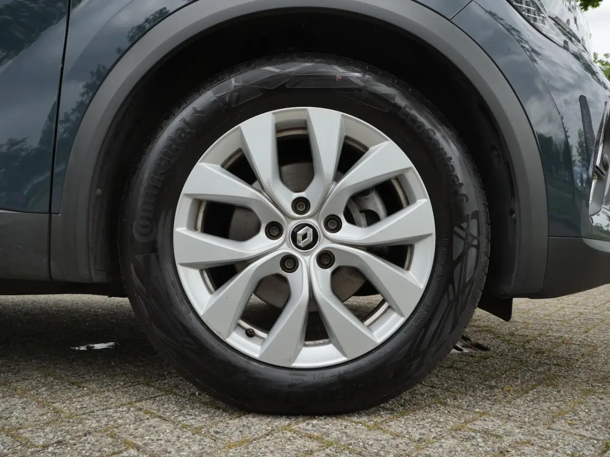 E-Tech Hybrid 145pk Intens | HEV | Parking Pack | Automaat | Camera | 2xpdc | Two-Tone |