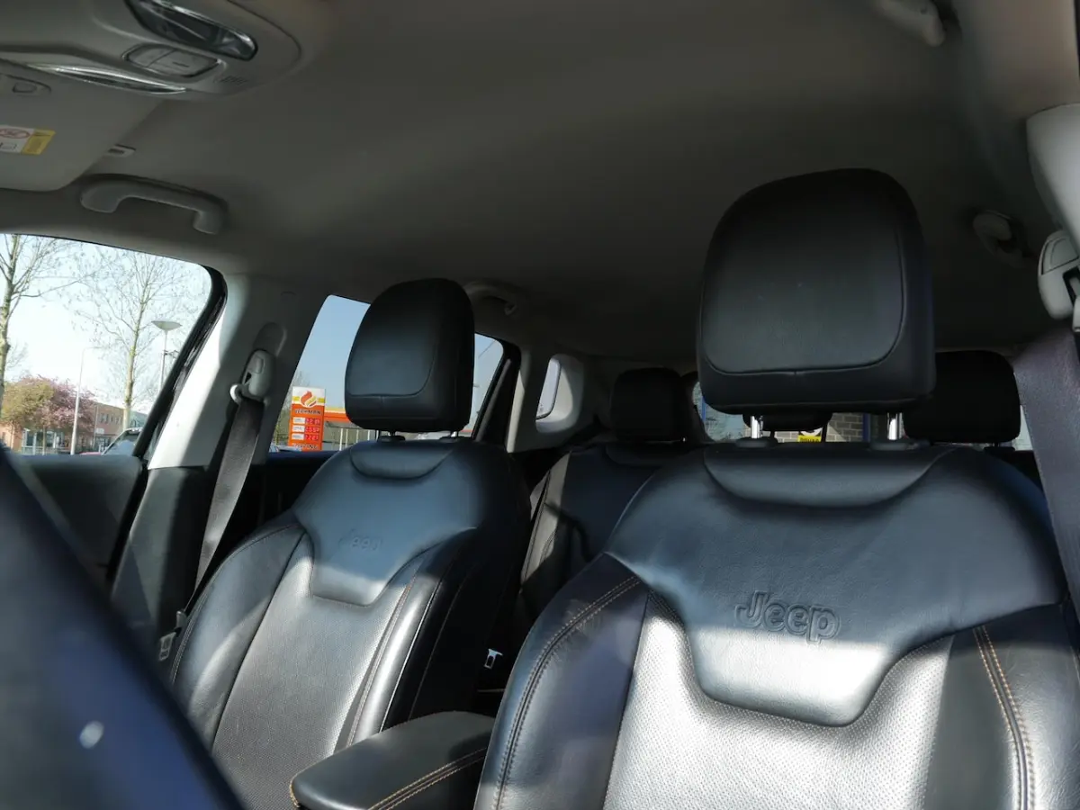 1.4 MultiAir 140pk Opening Edition PLUS | Infotainment Pack | Bi-Xenon |