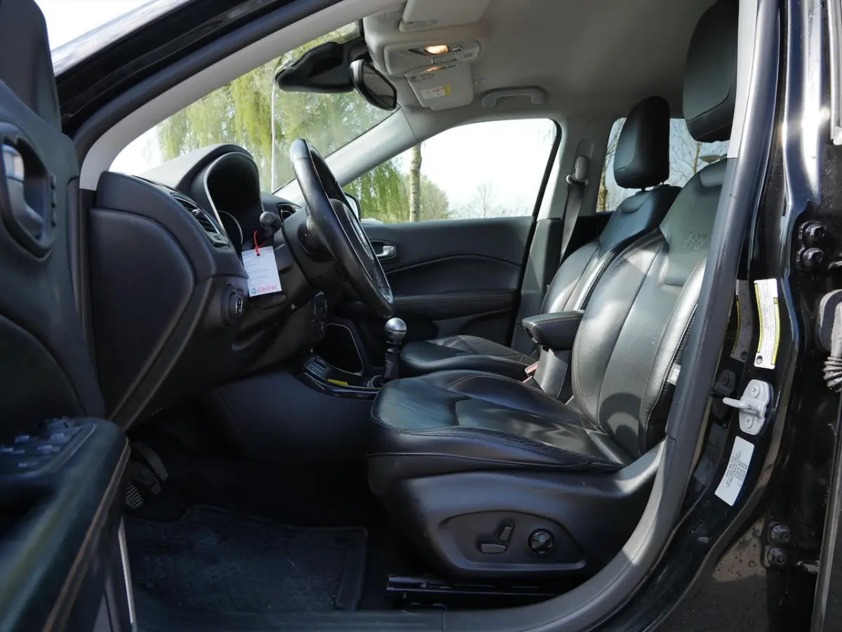 1.4 MultiAir 140pk Opening Edition PLUS | Infotainment Pack | Bi-Xenon |