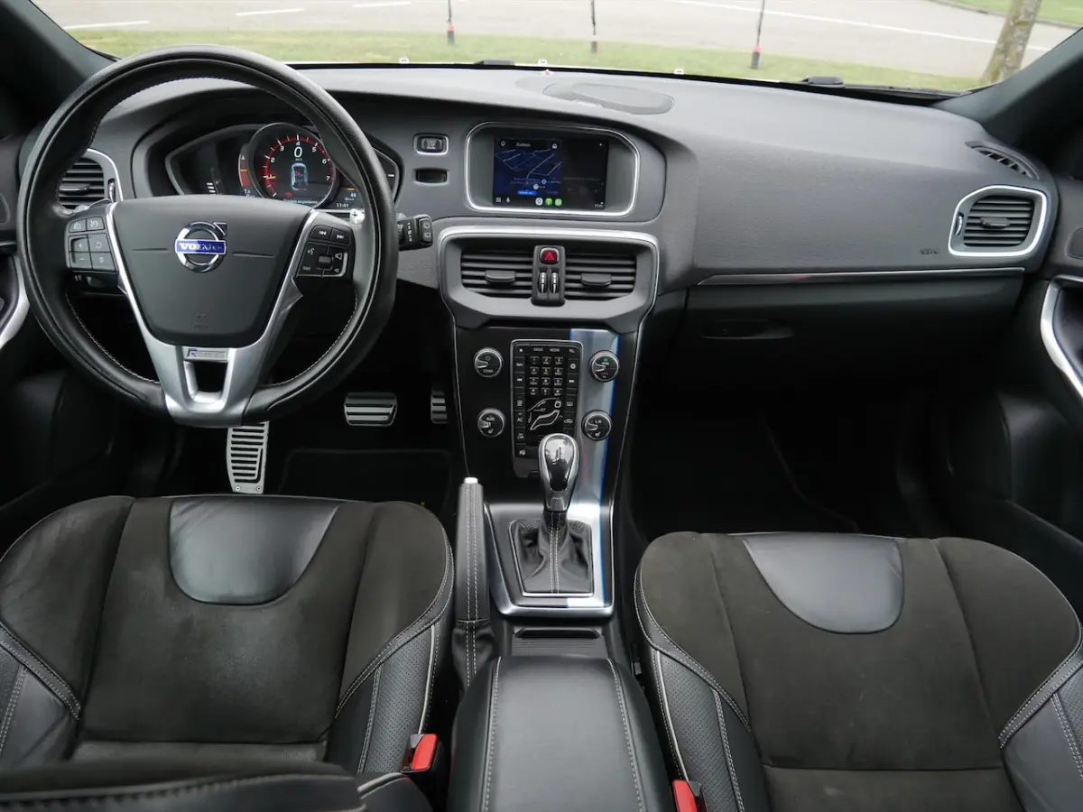 2.0 T5 245PK Carbon Edition | Polestar Uitlaatsysteem | Carplay | Stoel&Voorruitverw. | Ha