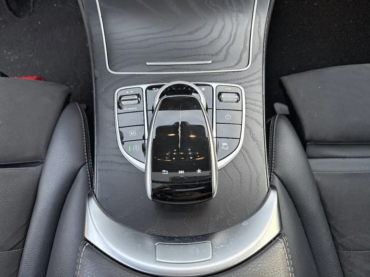 250 4MATIC Premium Plus AMG line