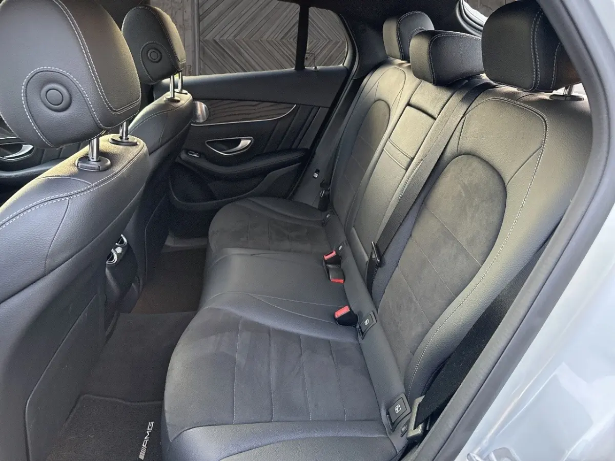 250 4MATIC Premium Plus AMG line