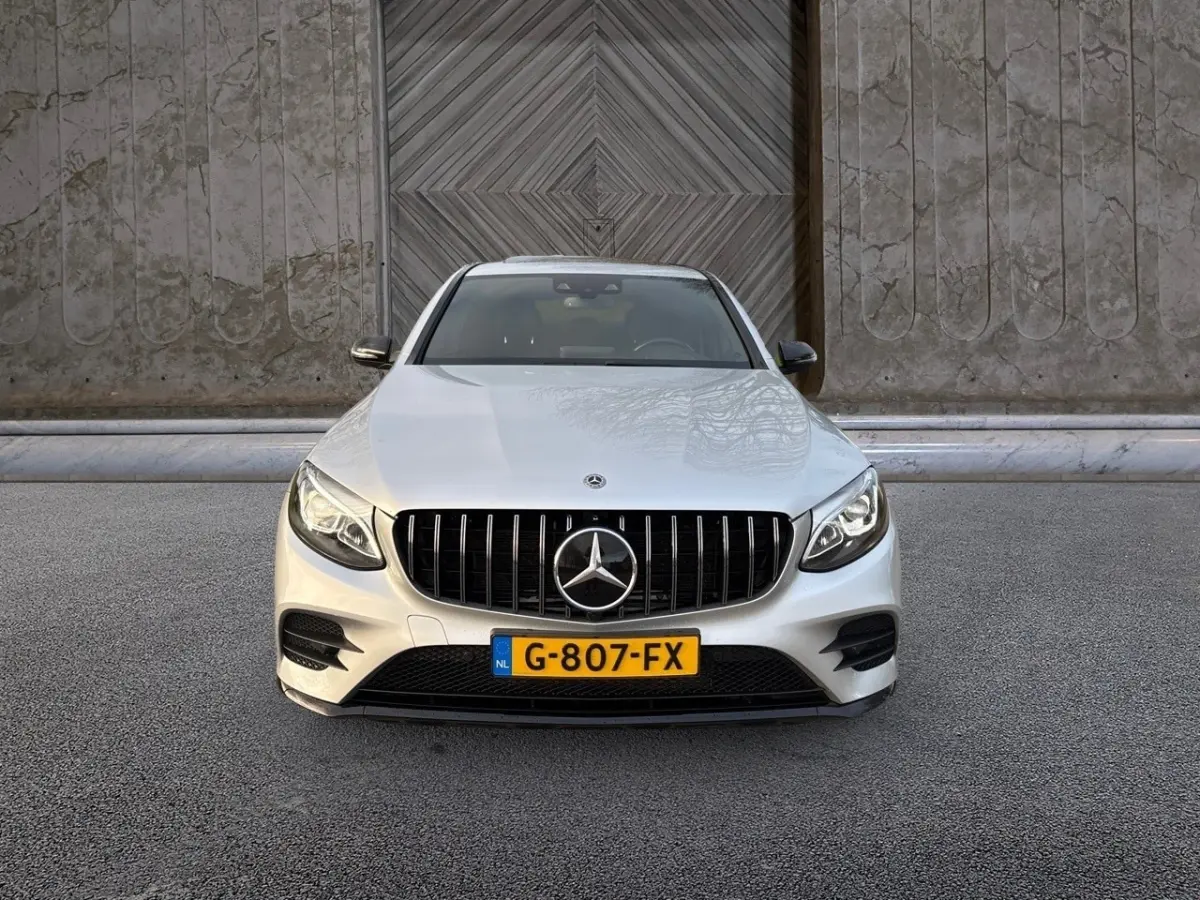 250 4MATIC Premium Plus AMG line