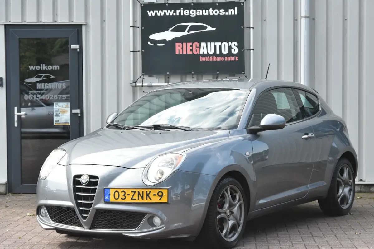 Alfa Romeo MiTo 2012 Benzine Handgeschakeld leasen
