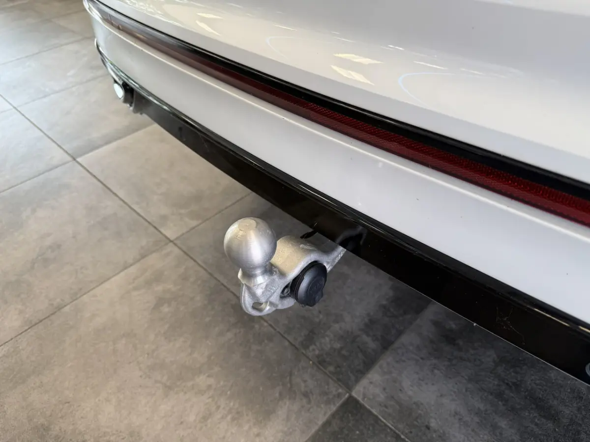 1.4 TSI eHybrid R-Line Business Leder Panoramadak IQ-light Elec.Trekhaak