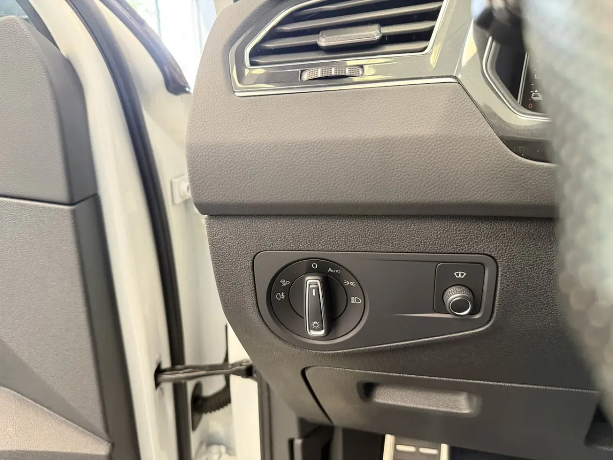 1.4 TSI eHybrid R-Line Business Leder Panoramadak IQ-light Elec.Trekhaak