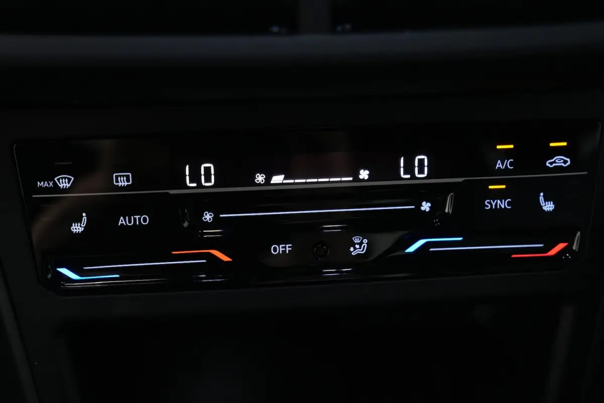1.5 TSI R-Line 3x Adaptive-Cruise IQ-led 18'lmv 24 Maanden garantie* (Vraag naar de voorwa