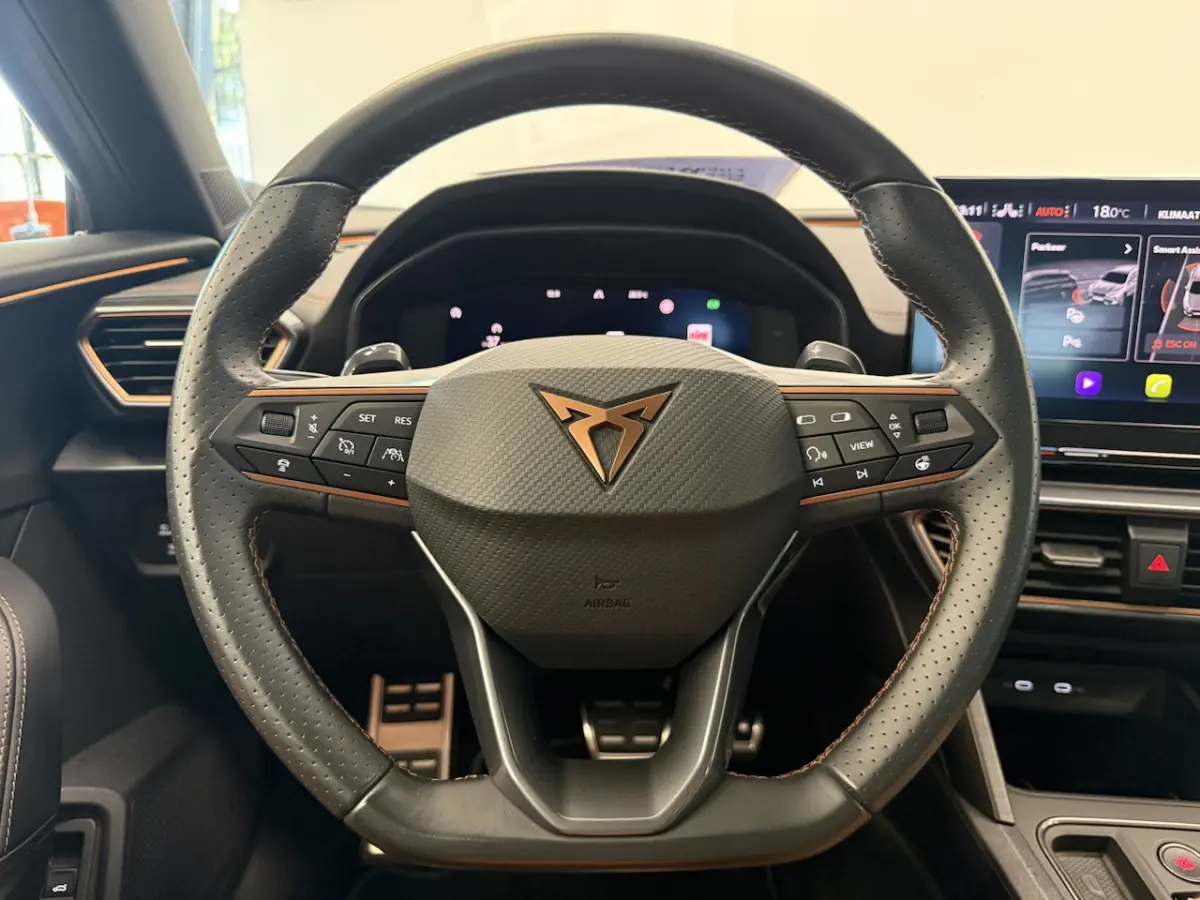 1.4 e-Hybrid VZ Performance Elec Klep ACC Apple Carplay Stuur-/Stoelverwarming PDC 24 Maan