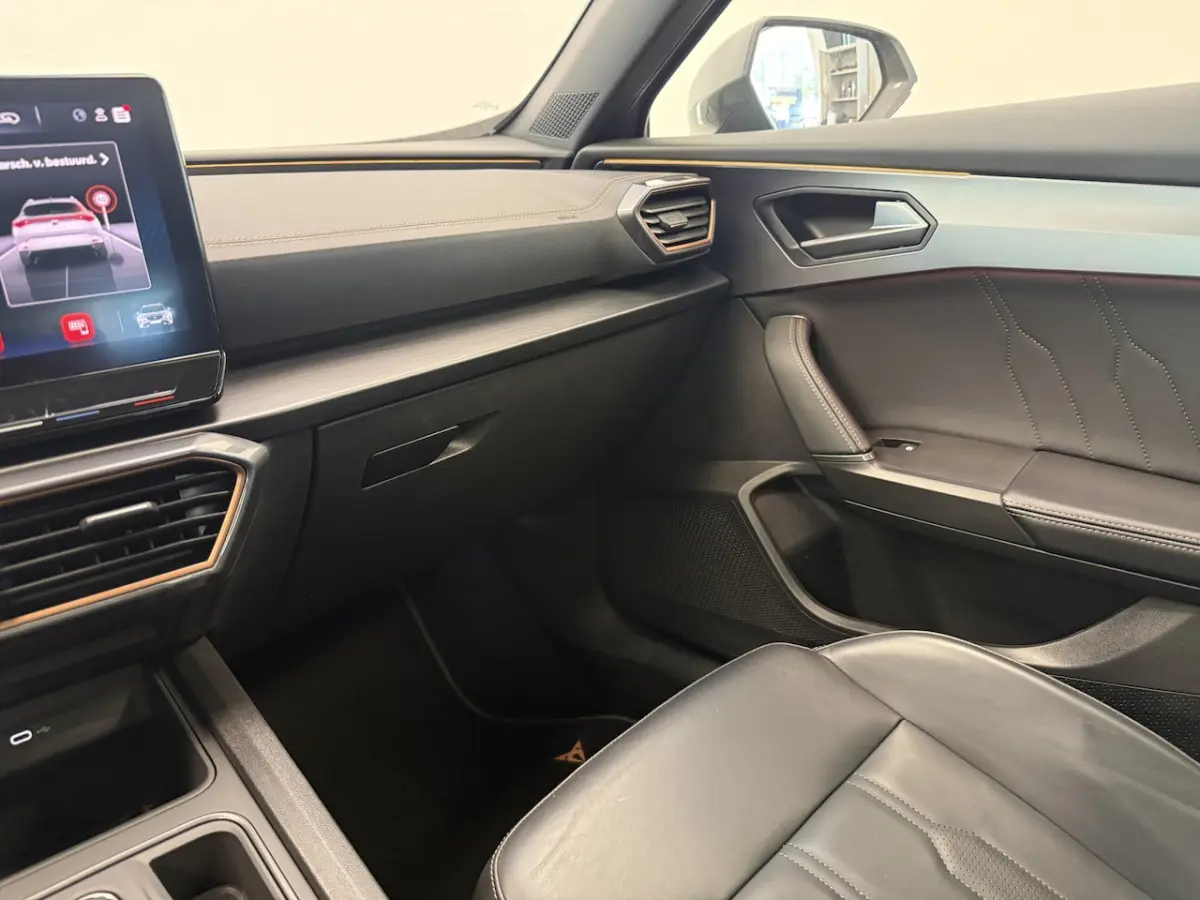 1.4 e-Hybrid VZ Performance Elec Klep ACC Apple Carplay Stuur-/Stoelverwarming PDC 24 Maan