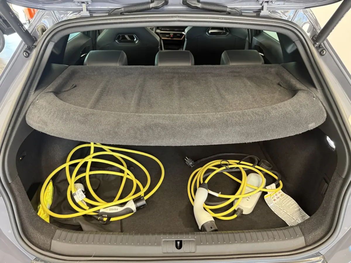 1.4 e-Hybrid VZ Performance Elec Klep ACC Apple Carplay Stuur-/Stoelverwarming PDC 24 Maan