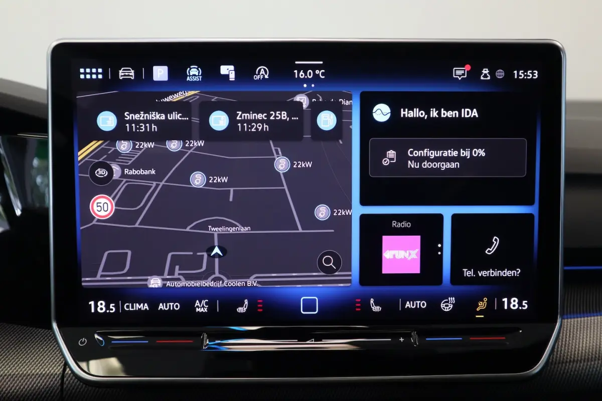 1.5 eTSI R-Line Edition Panoramadak IQ-Led 24 Maanden garantie* (Vraag naar de voorwaarden
