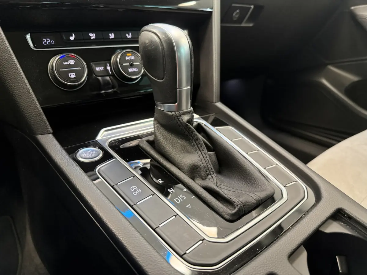 1.4 TSI ACT Connected Series Plus Carplay Parkeerksensoren Navigatie 24 Maanden garantie*