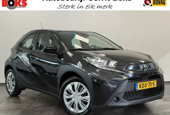 1.0 VVT-i S-CVT Play 24 Maanden garantie* (Vraag naar de voorwaarden)