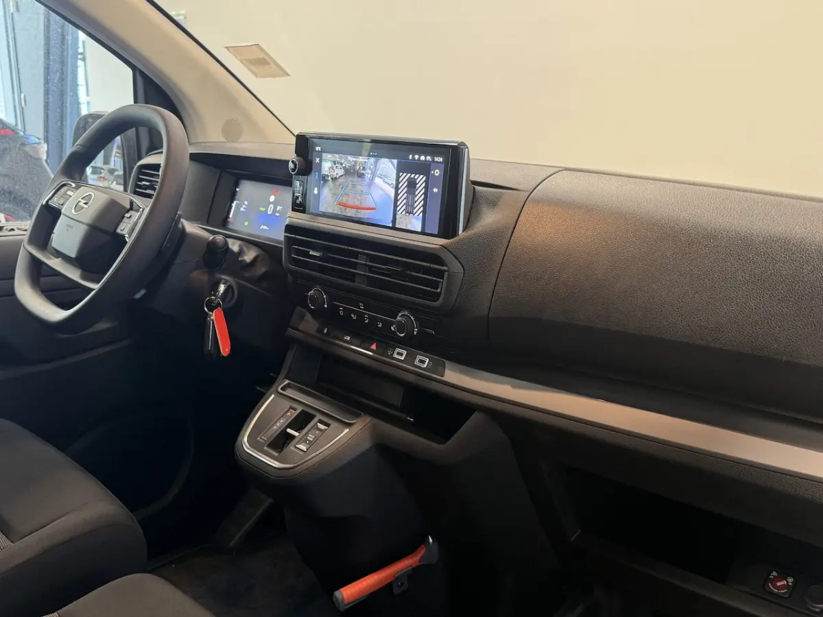 L2 75 kWh 3 Persoons Achteruitrijcamera Navigatie