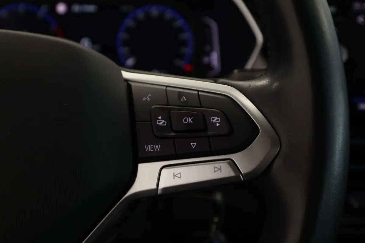 1.0 TSI Style Navigatie Full-led Adaptive-Cruise 24 Maanden garantie* (Vraag naar de voorw