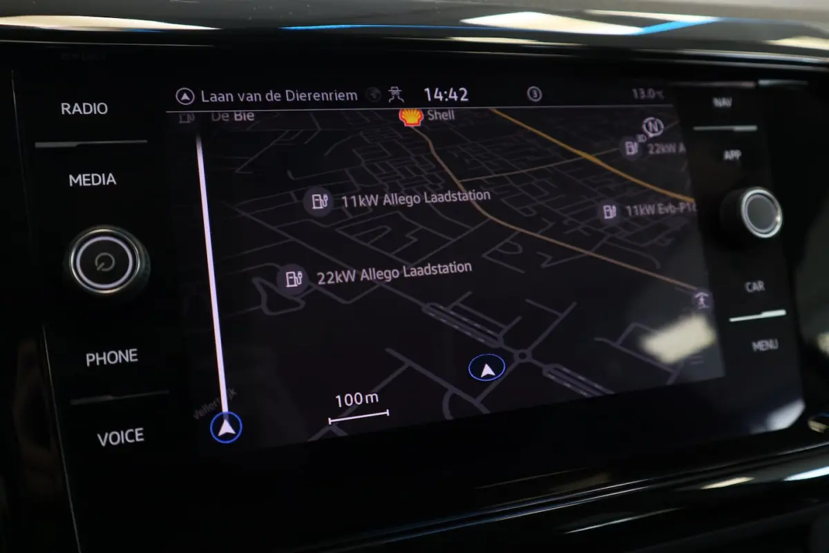 1.0 TSI Style Navigatie Full-led Adaptive-Cruise 24 Maanden garantie* (Vraag naar de voorw