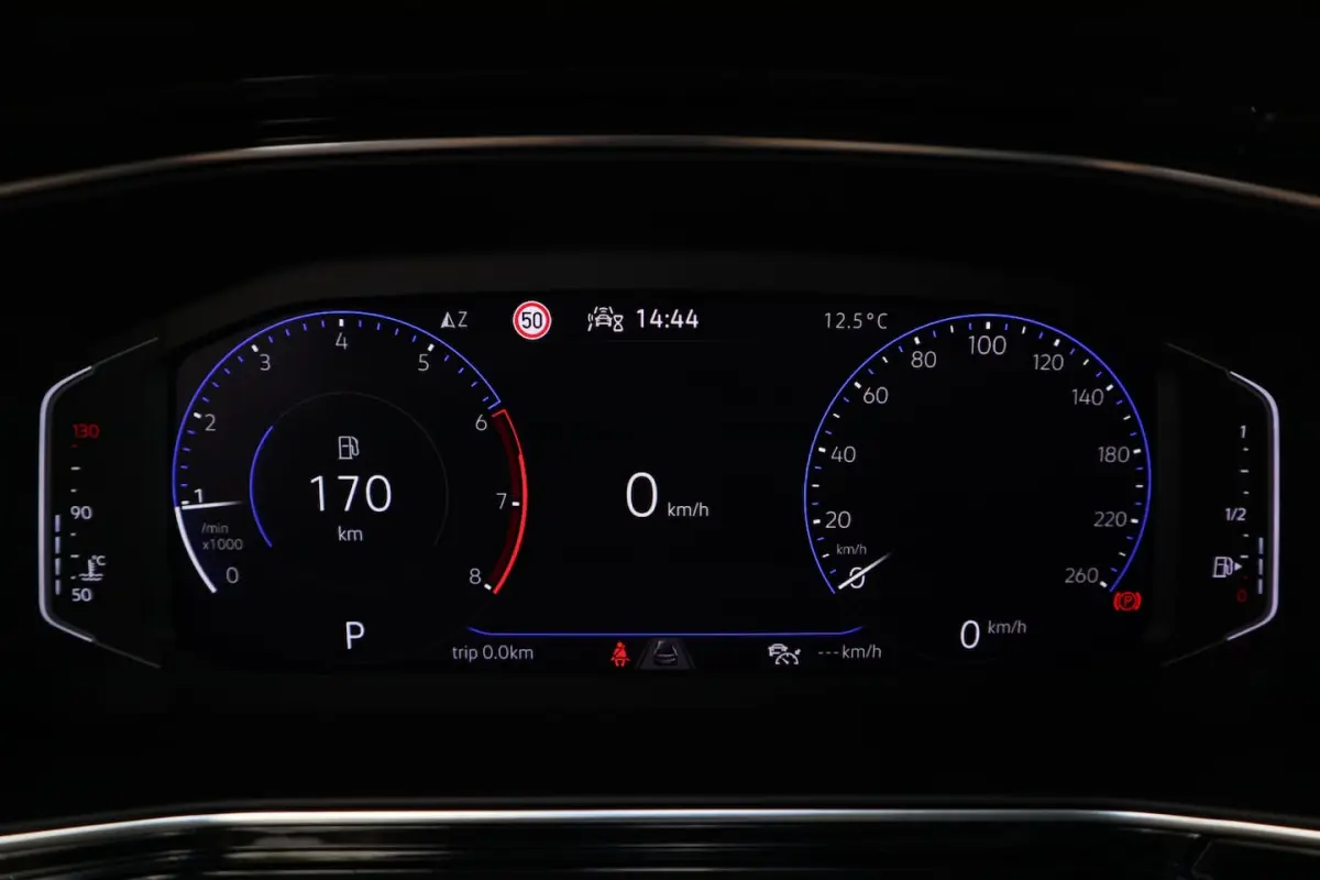 1.0 TSI Style Navigatie Full-led Adaptive-Cruise 24 Maanden garantie* (Vraag naar de voorw
