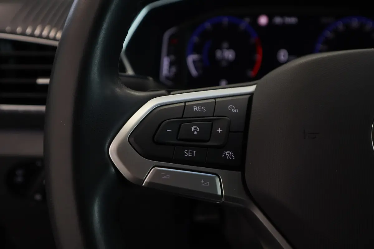 1.0 TSI Style Navigatie Full-led Adaptive-Cruise 24 Maanden garantie* (Vraag naar de voorw