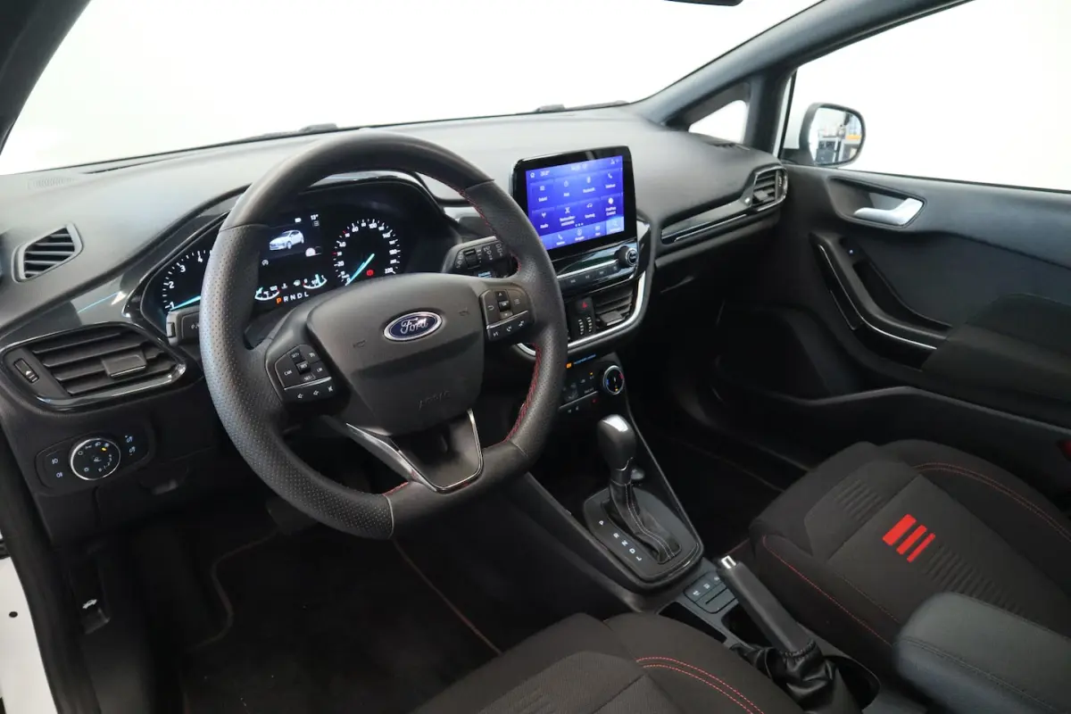 1.0 EcoBoost Hybrid ST-Line X Keyless Camera 24 Maanden garantie* (Vraag naar de voorwaard
