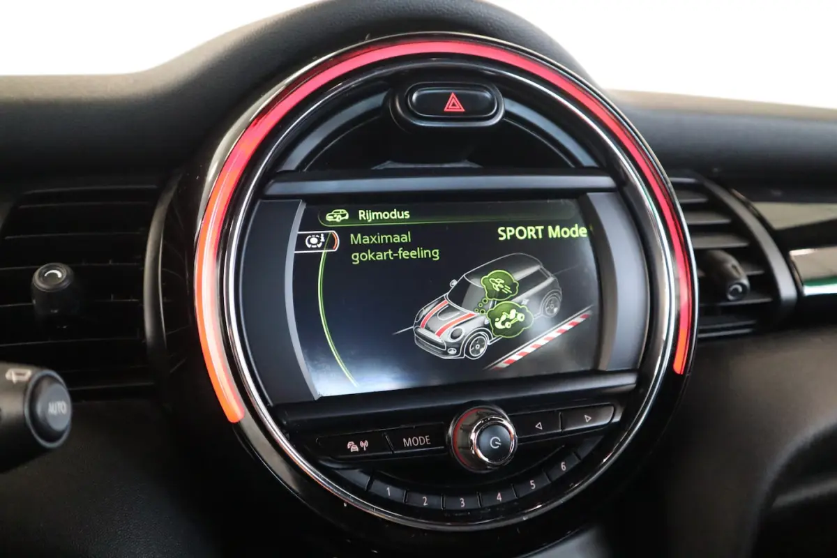 1.5 Cooper JCW King's Cross Navigatie CruiseControl