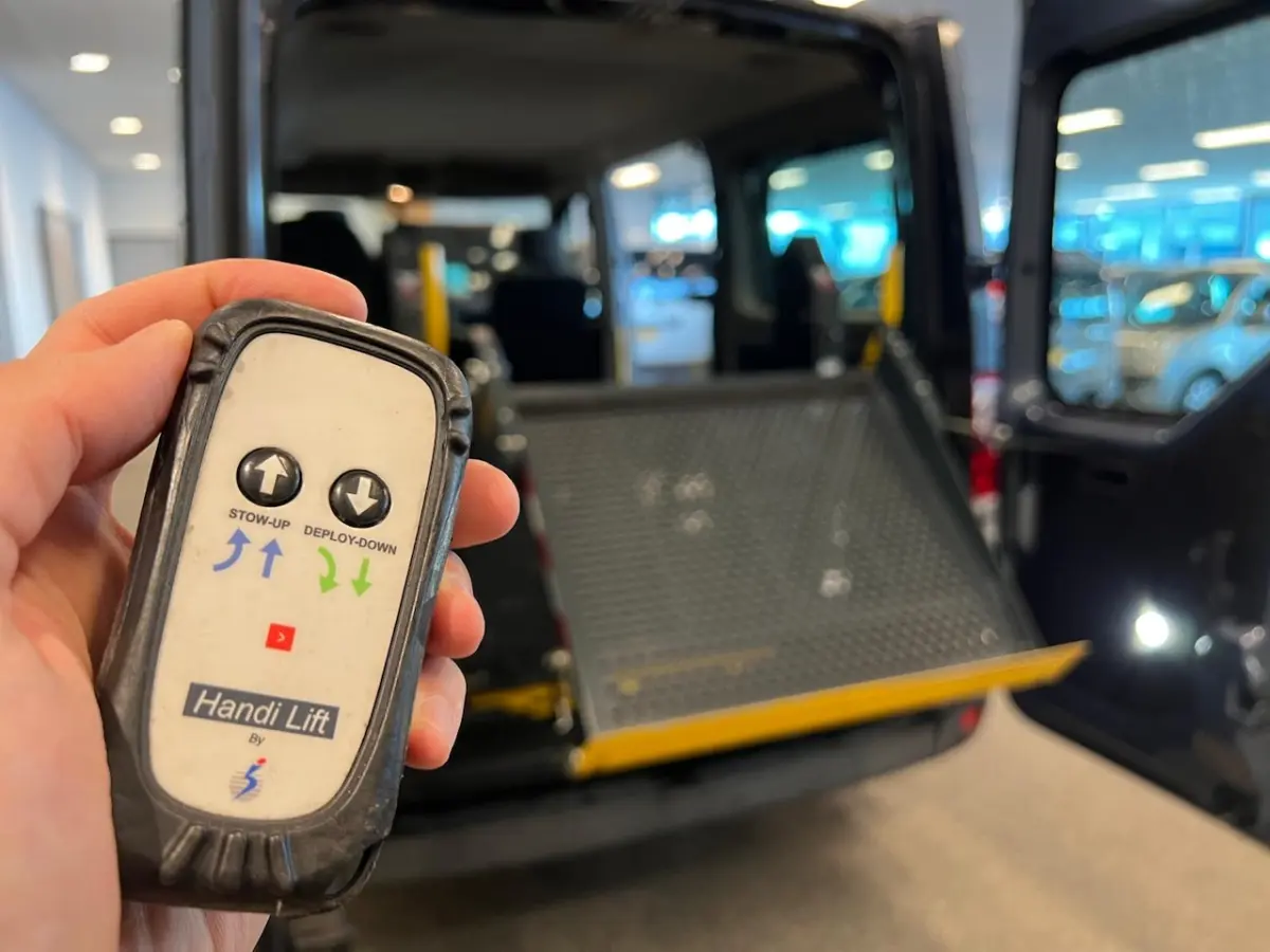 L1H1 Rolstoelbus Automaat