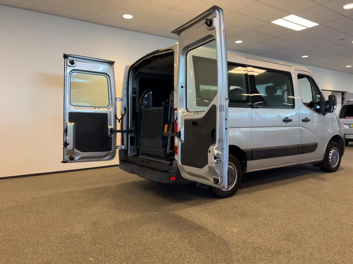 L1H1 Rolstoelbus Automaat
