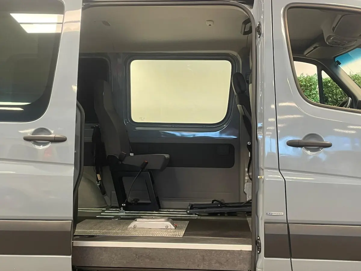 L1H1 Rolstoelbus Automaat