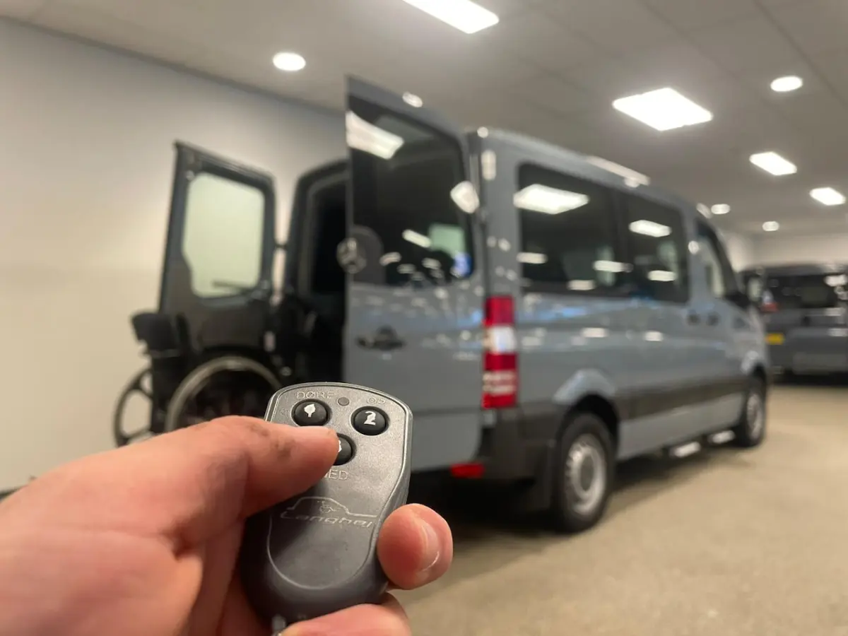 L1H1 Rolstoelbus Automaat