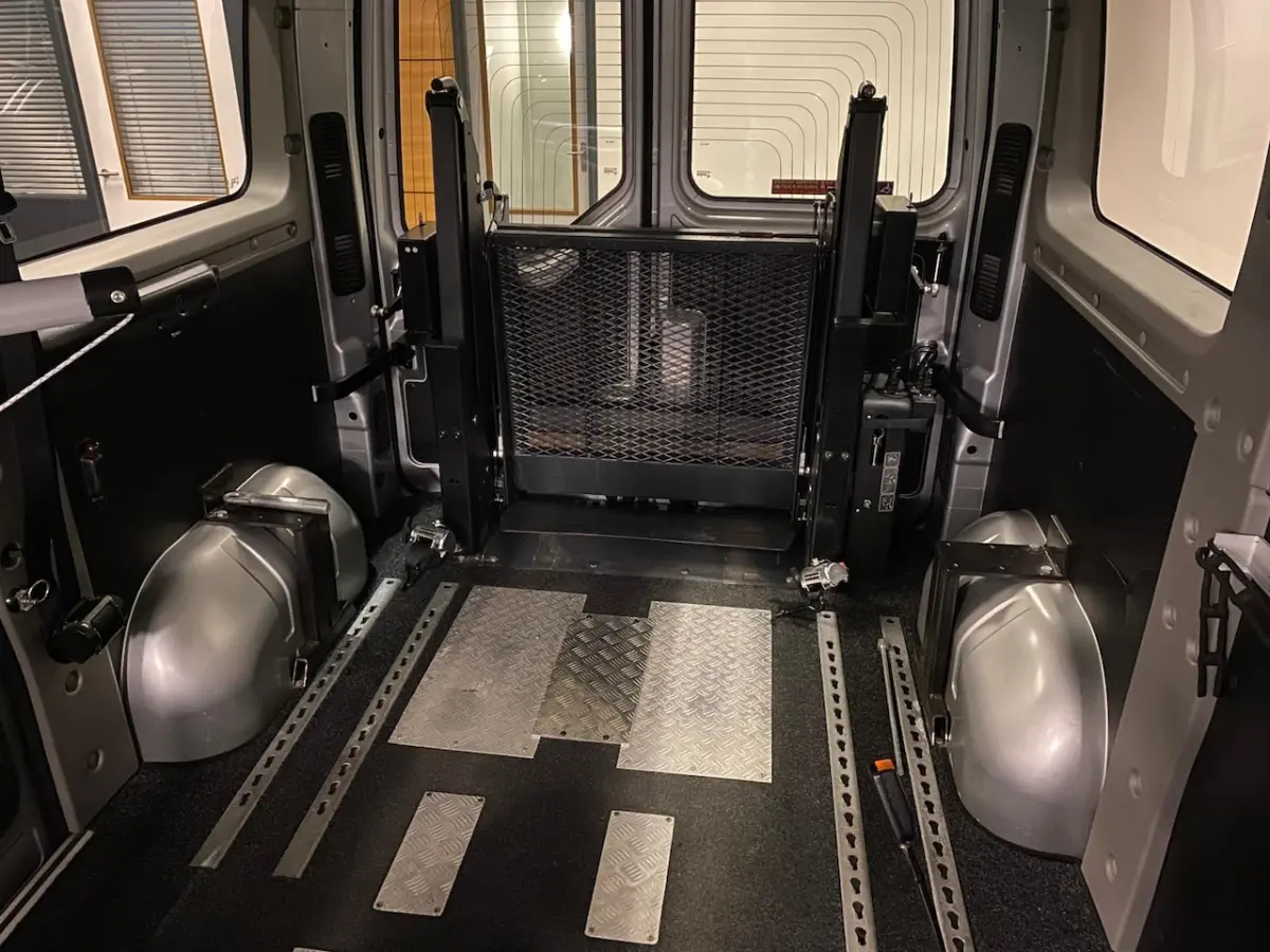 L1H1 Automaat Rolstoelbus