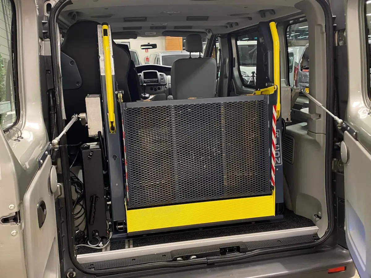 L1H1 Rolstoelbus Automaat