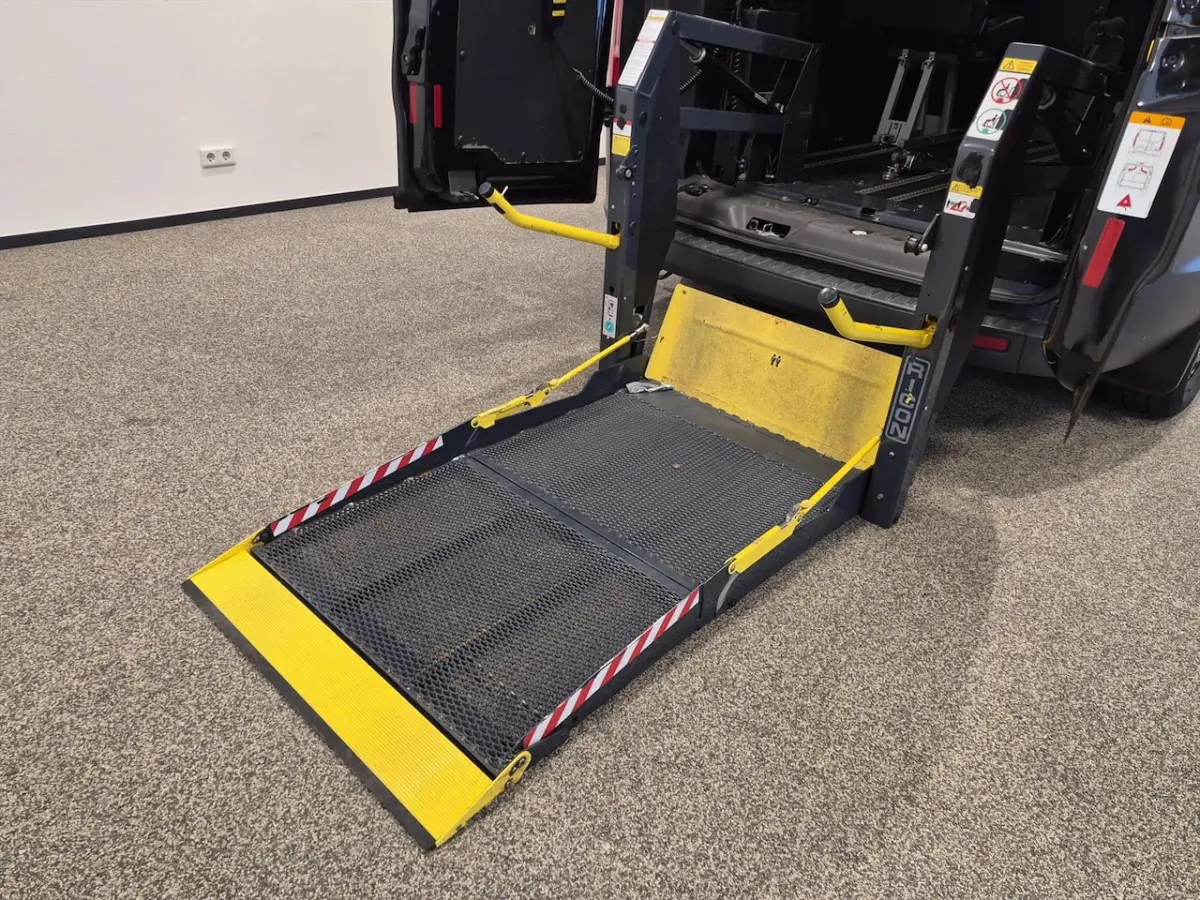 L1H2 Rolstoelbus (airco)