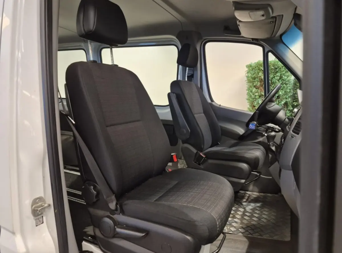 L1H1 Rolstoelbus Automaat - Zelfrijder