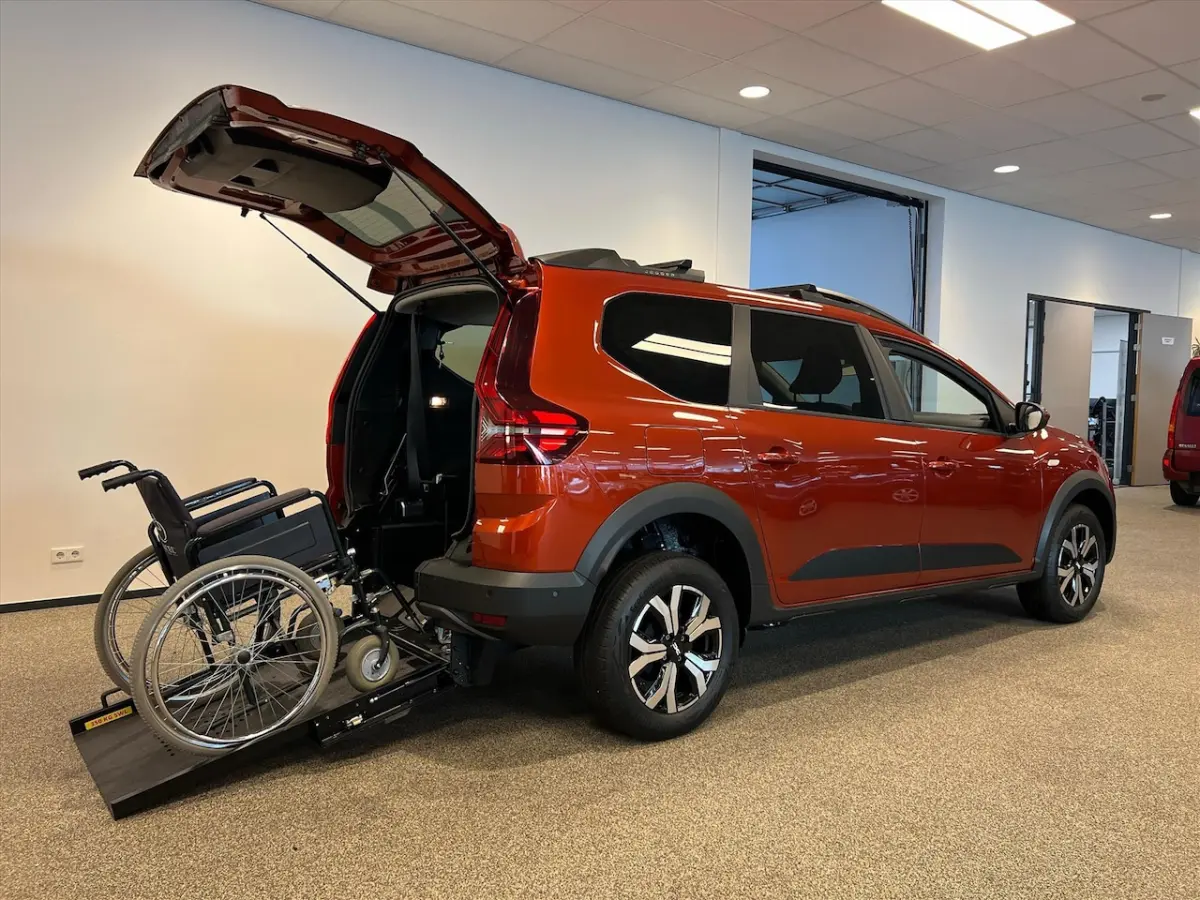 Rolstoelauto 5+1
