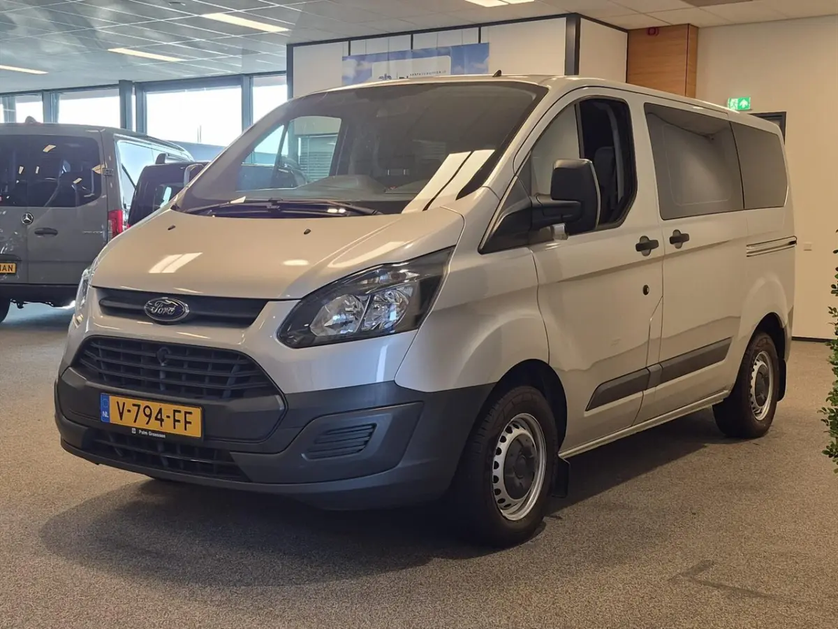L1H1 Rolstoelbus 5+1 incl. 2x zijschuifdeuren