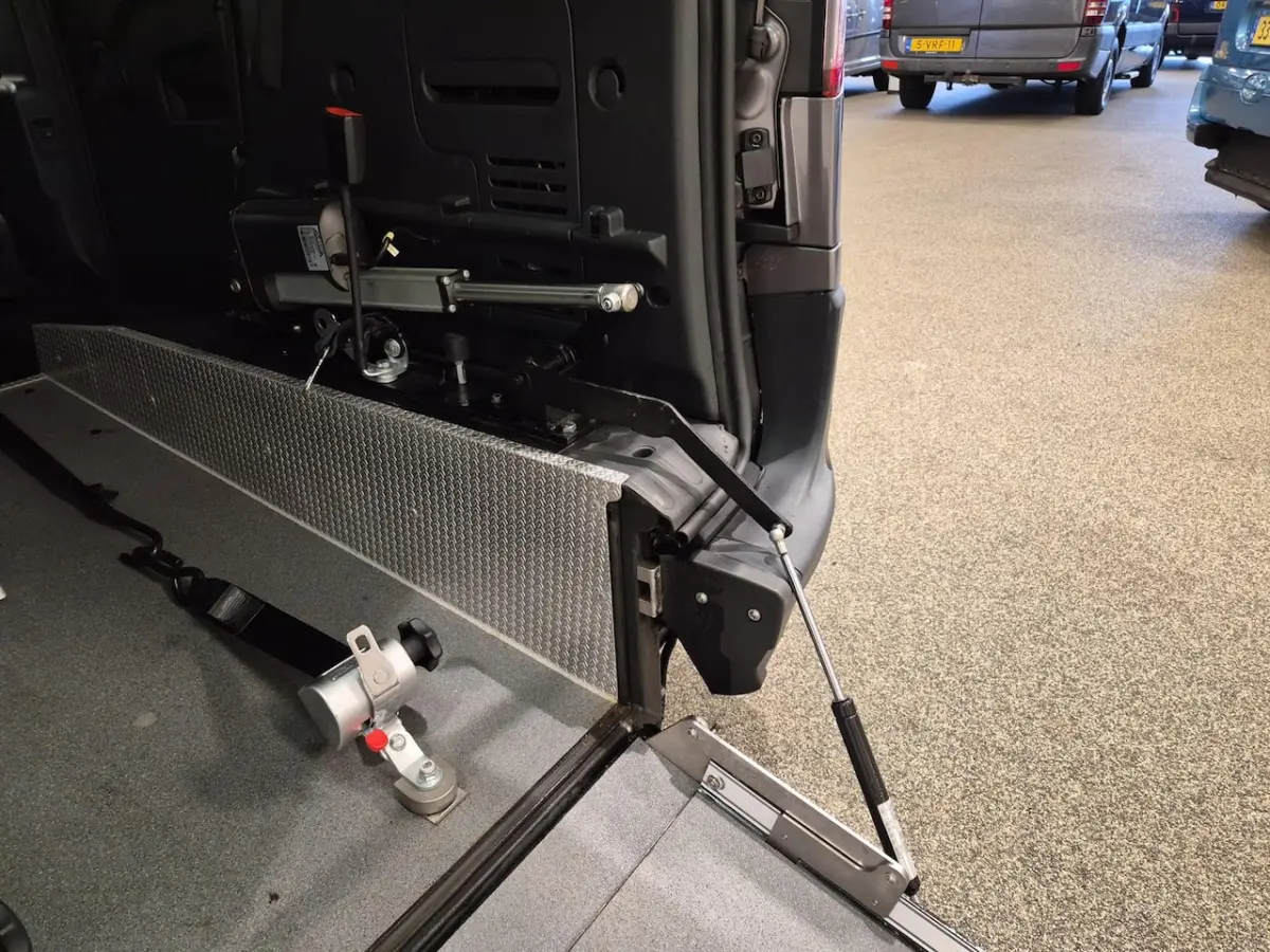 Rolstoelauto Automaat
