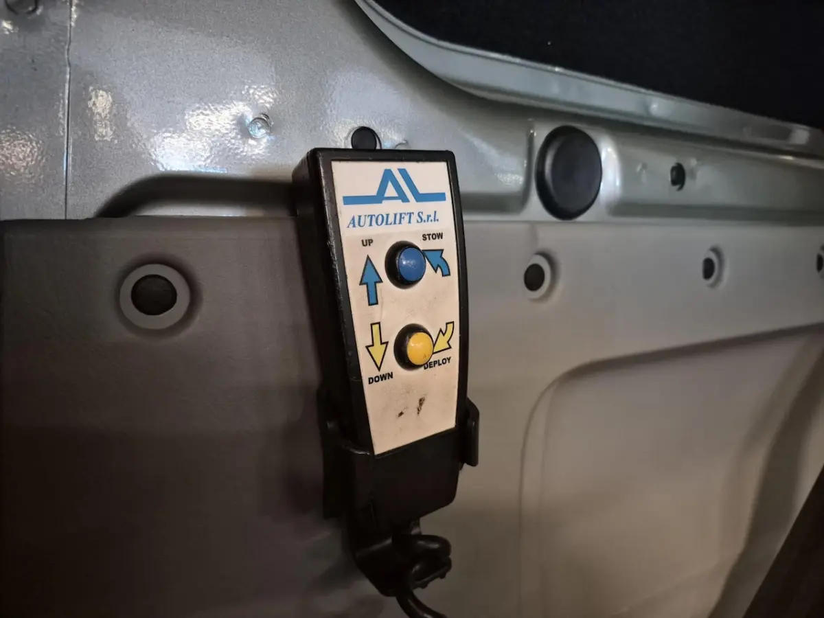 L1H1 Rolstoelbus Automaat (airco)
