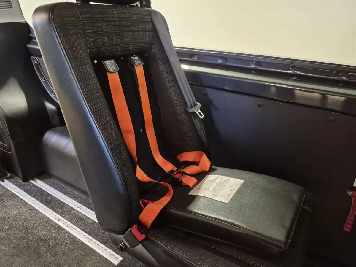 L1H1 Rolstoelbus 4+1 (airco achterin)