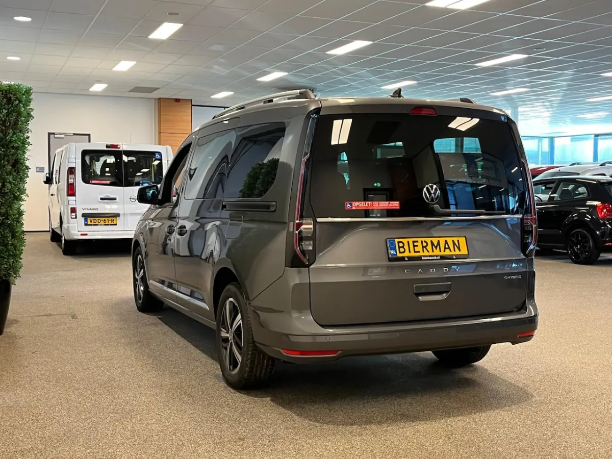 L2 Rolstoelauto Automaat 5+1 STYLE uitvoering PHEV / HYBRIDE