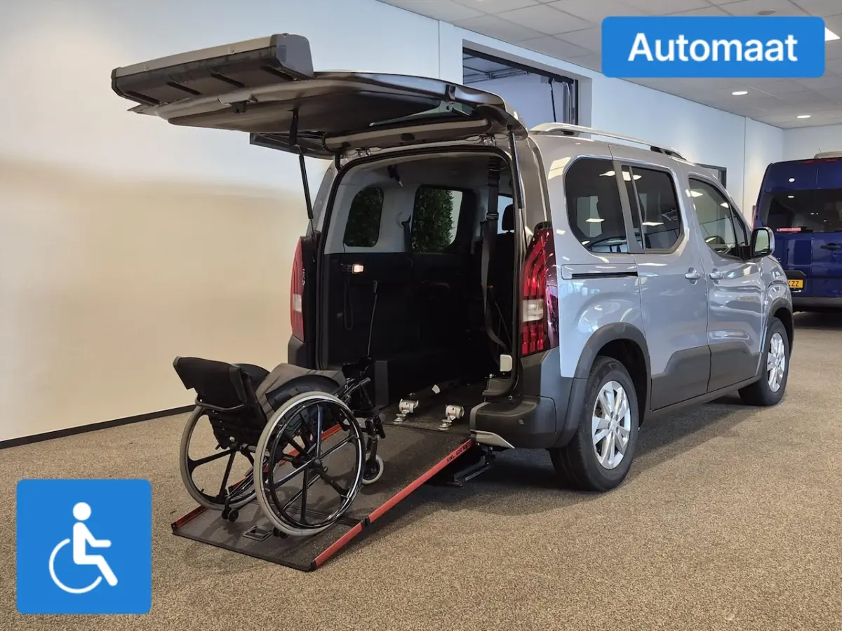 L1 Rolstoelauto Automaat 3+1 of 5+0 incl. Lier