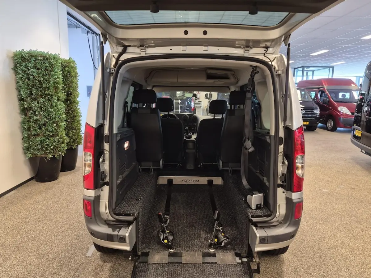 Rolstoelauto XXL-Ombouw 150cm DIESEL