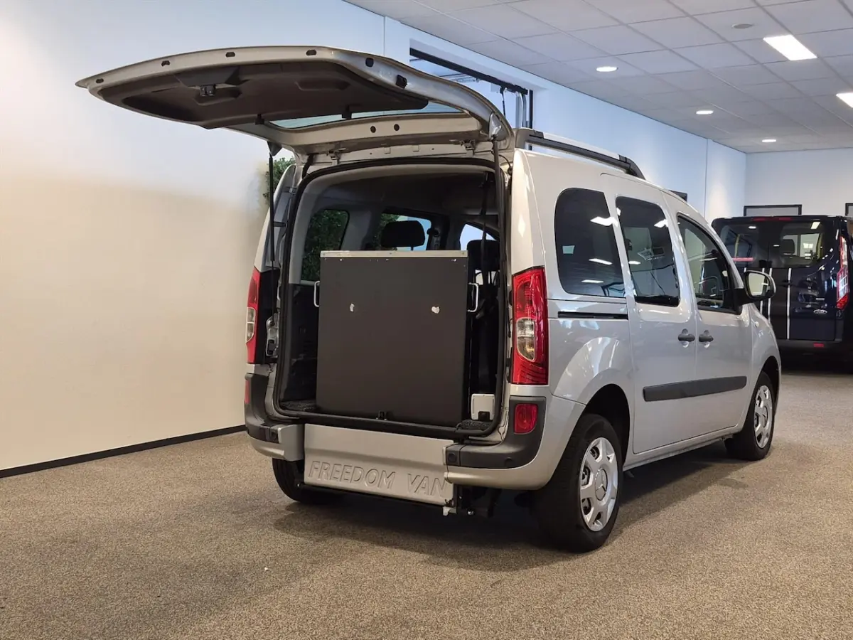 Rolstoelauto XXL-Ombouw 150cm DIESEL