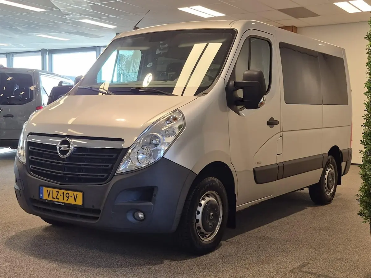 L1H1 Rolstoelbus Automaat (airco)
