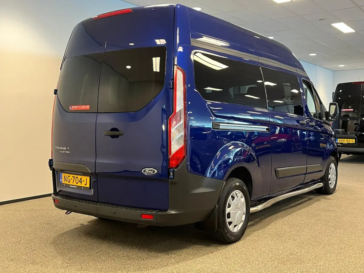 L2H2 Rolstoelbus 4+1 (airco)