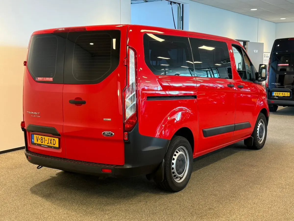 L1H1 Rolstoelbus rolstoel (airco) rolstoel voorin