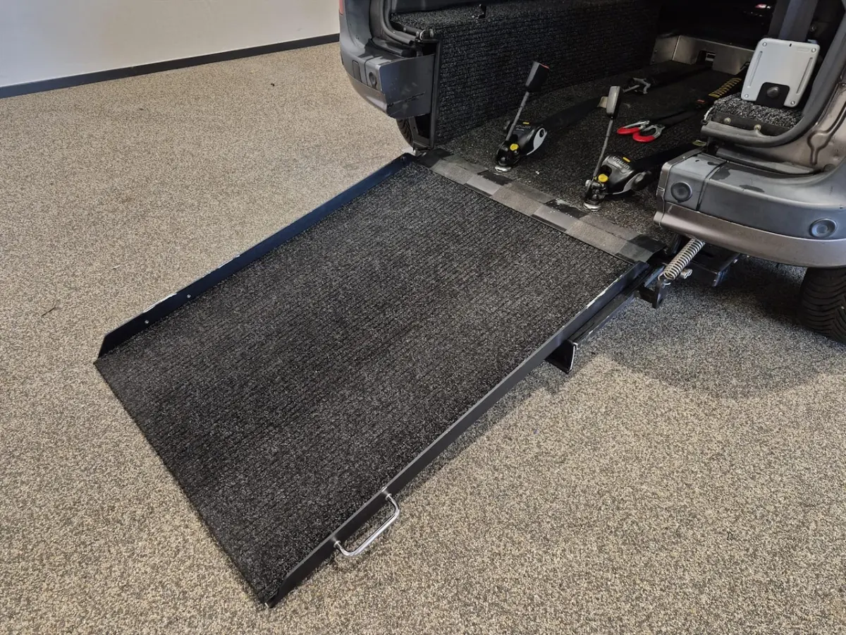 Rolstoelauto XXL 3+1 Lier