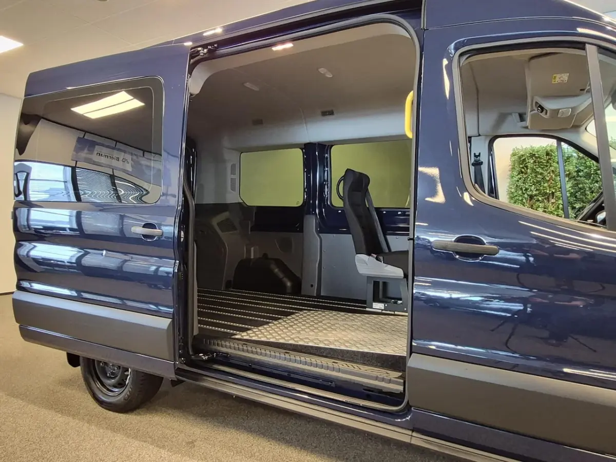 L2H2 Rolstoelbus Automaat