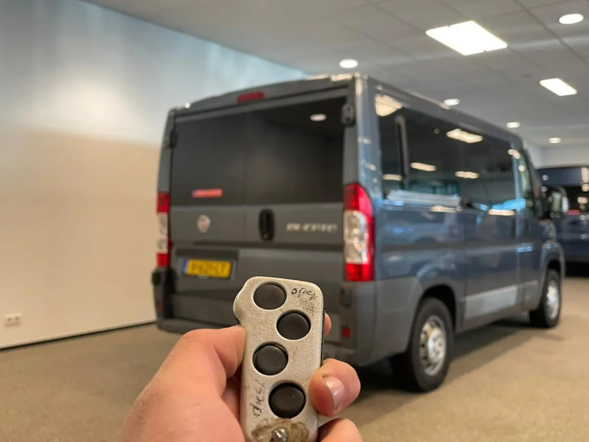L1H1 Rolstoelbus Automaat (airco)