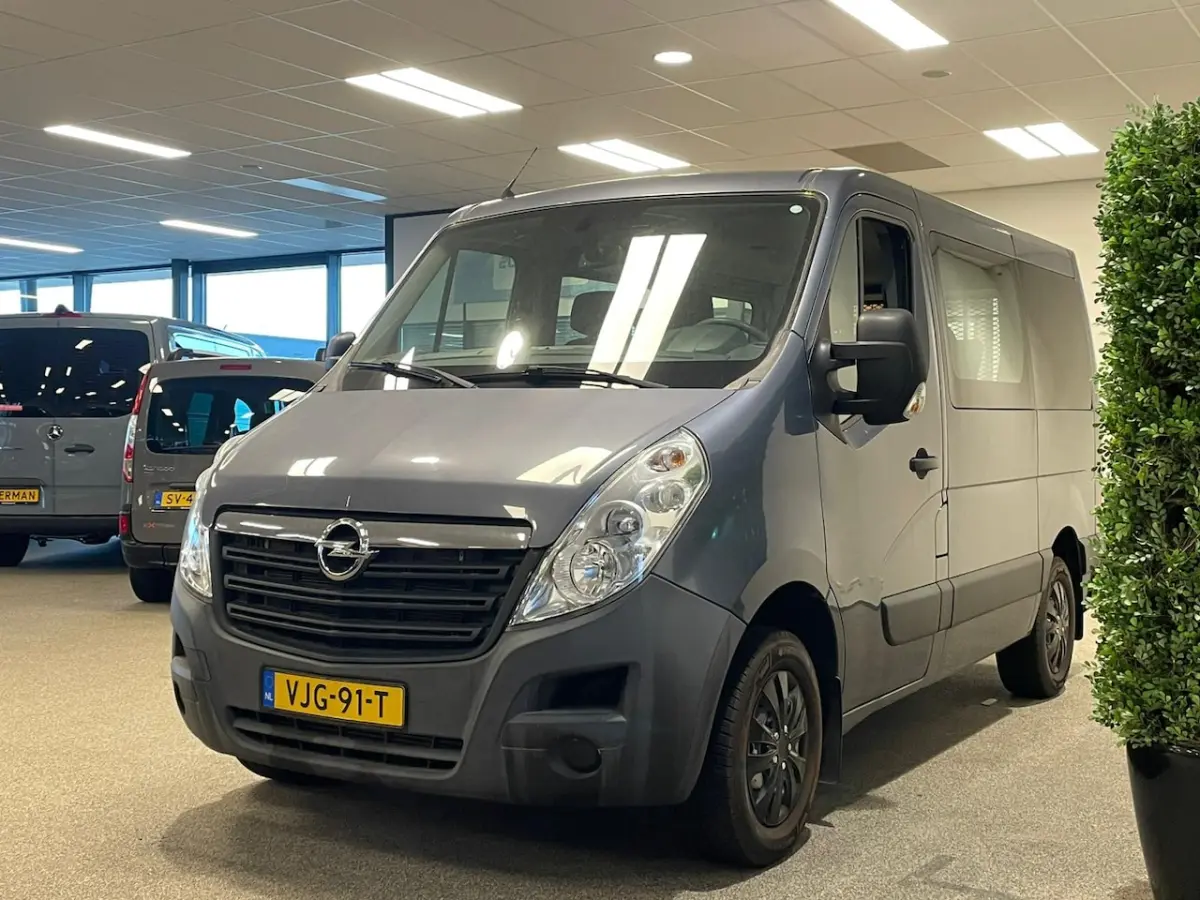 L1H1 Rolstoelbus (Airco achterin)