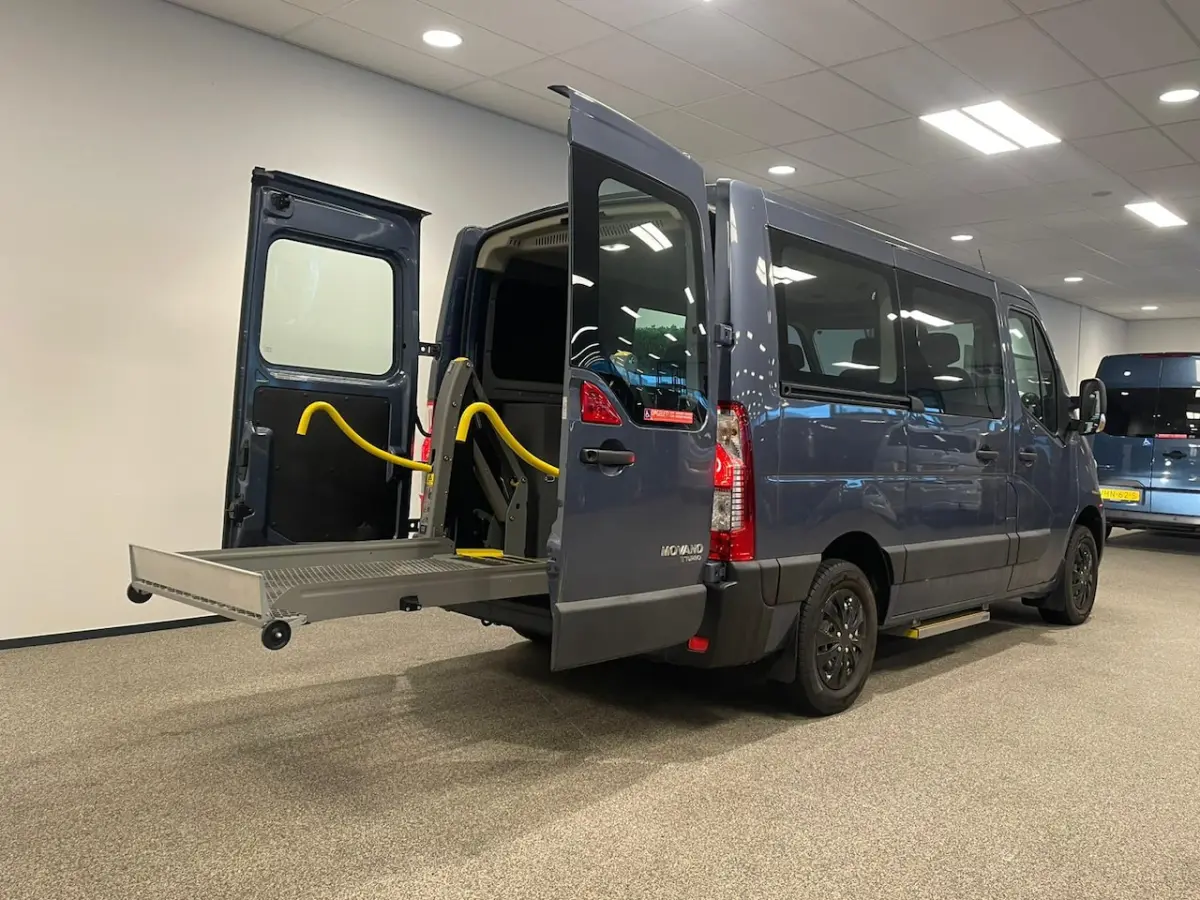 L1H1 Rolstoelbus (Airco achterin)