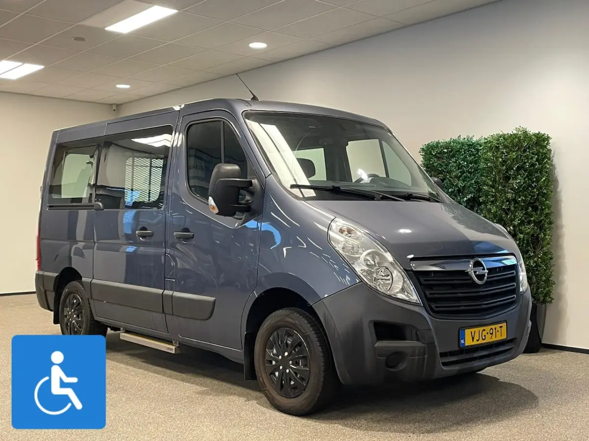 L1H1 Rolstoelbus (Airco achterin)
